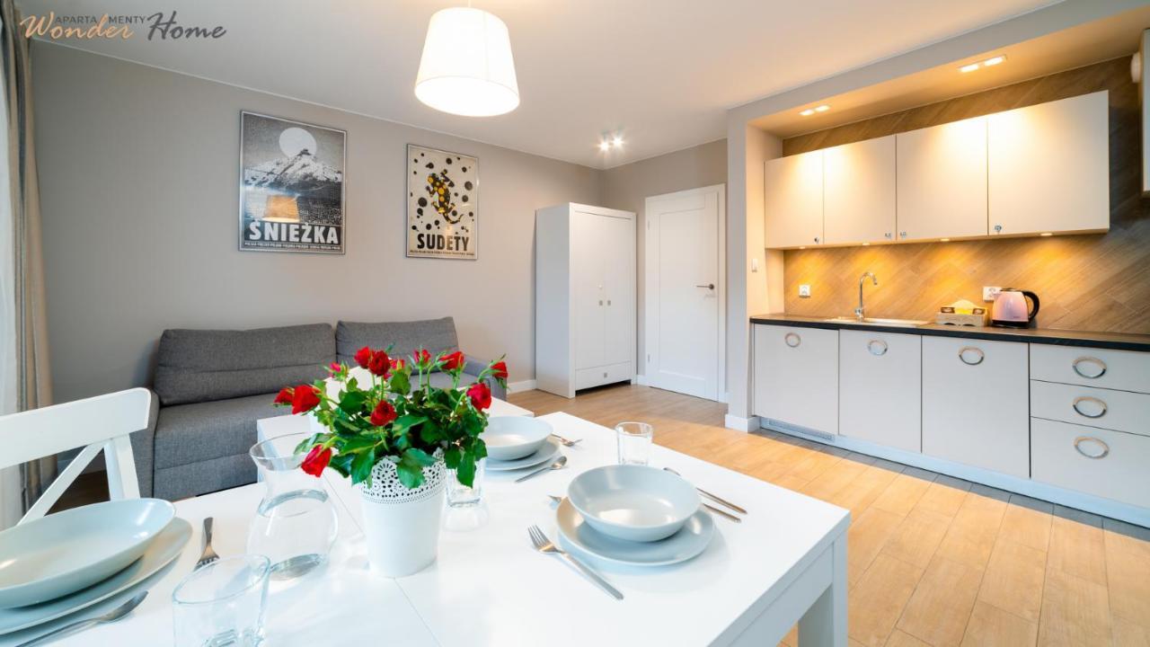 Wonder Home - Apartamenty Residence Karpacz Blisko Stoku Narciarskiego, Z Balkonami I Parkingiem Luaran gambar