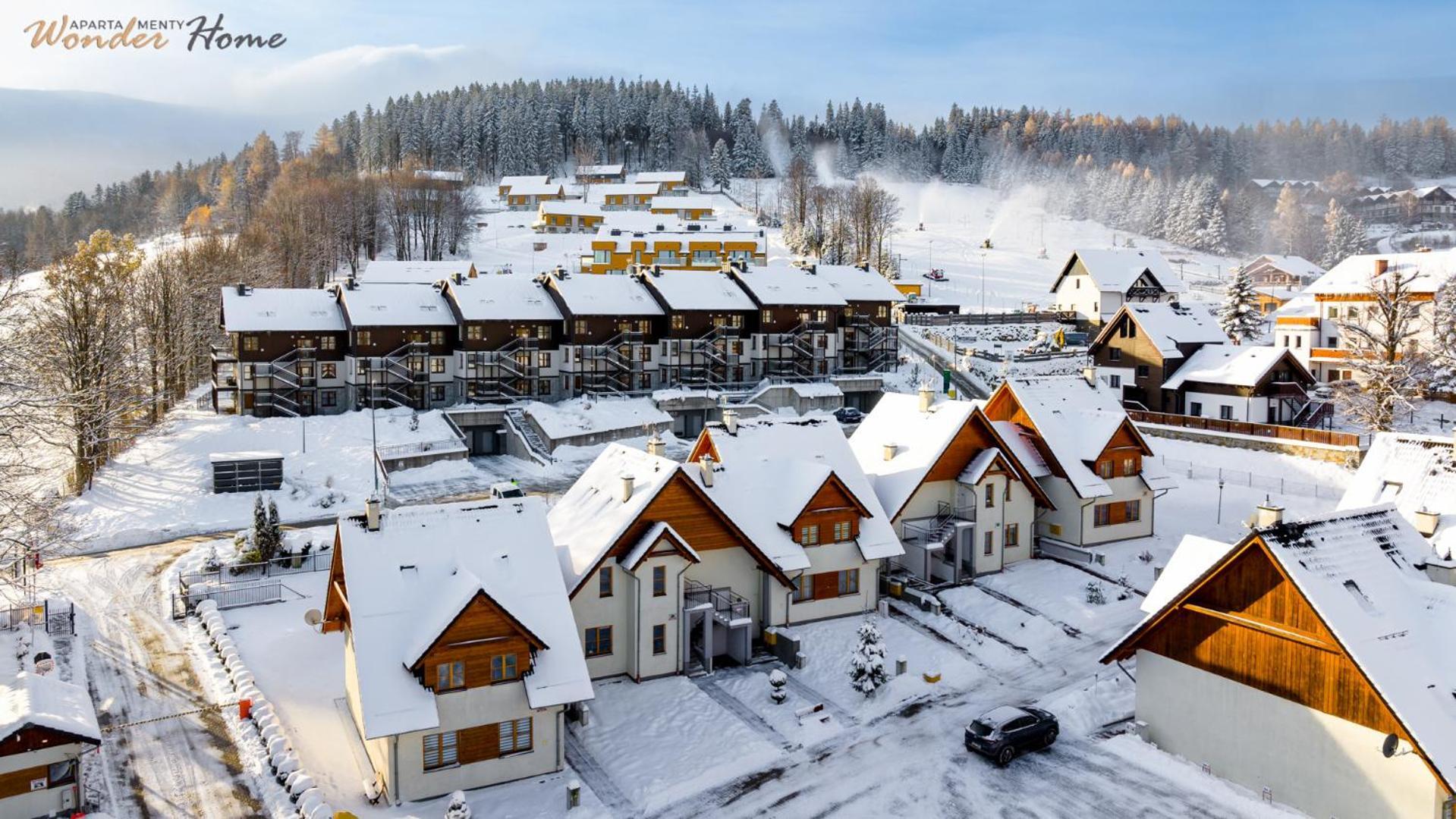 Wonder Home - Apartamenty Residence Karpacz Blisko Stoku Narciarskiego, Z Balkonami I Parkingiem Luaran gambar