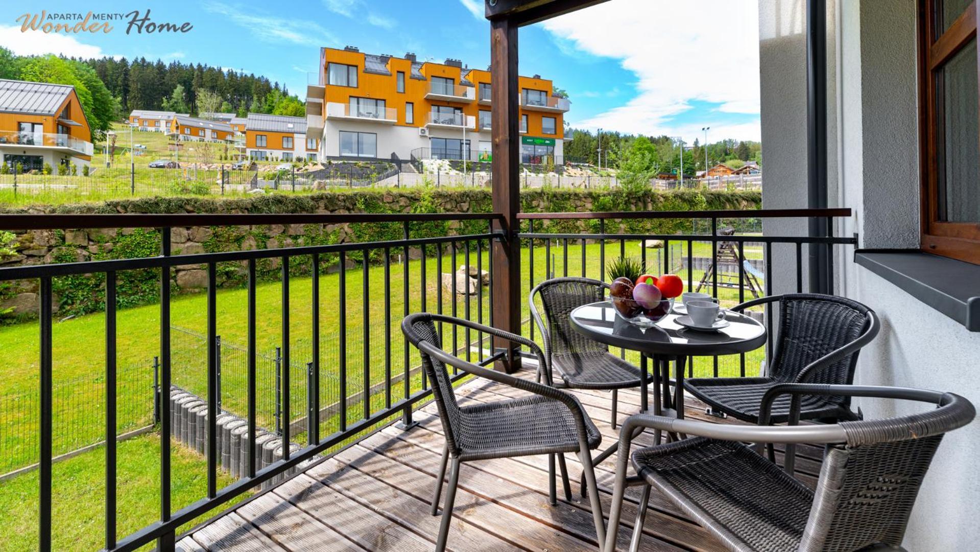 Wonder Home - Apartamenty Residence Karpacz Blisko Stoku Narciarskiego, Z Balkonami I Parkingiem Luaran gambar